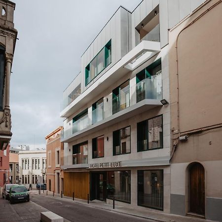 Hotel Petit Luxe Terrassa Dış mekan fotoğraf