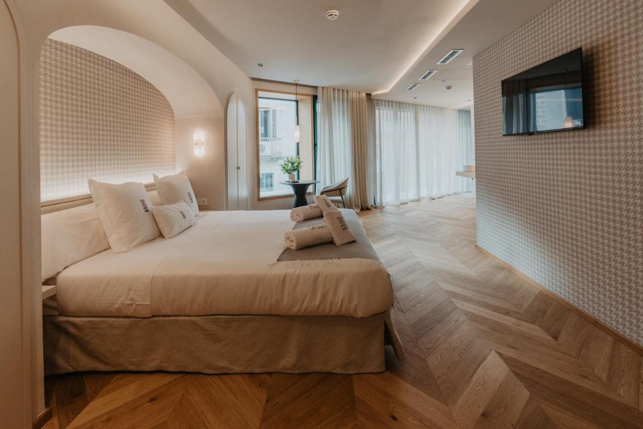 Hotel Petit Luxe Terrassa Dış mekan fotoğraf